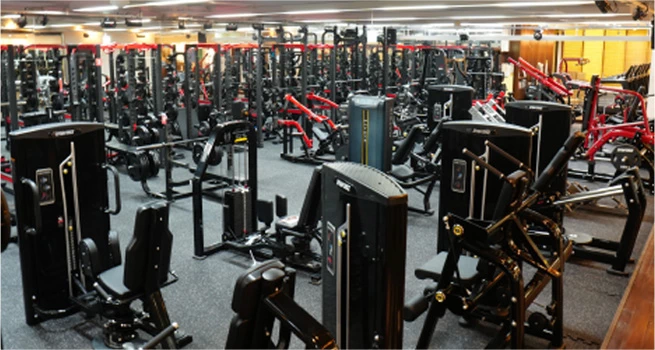 ウエイトスタックマシンエリア 全景